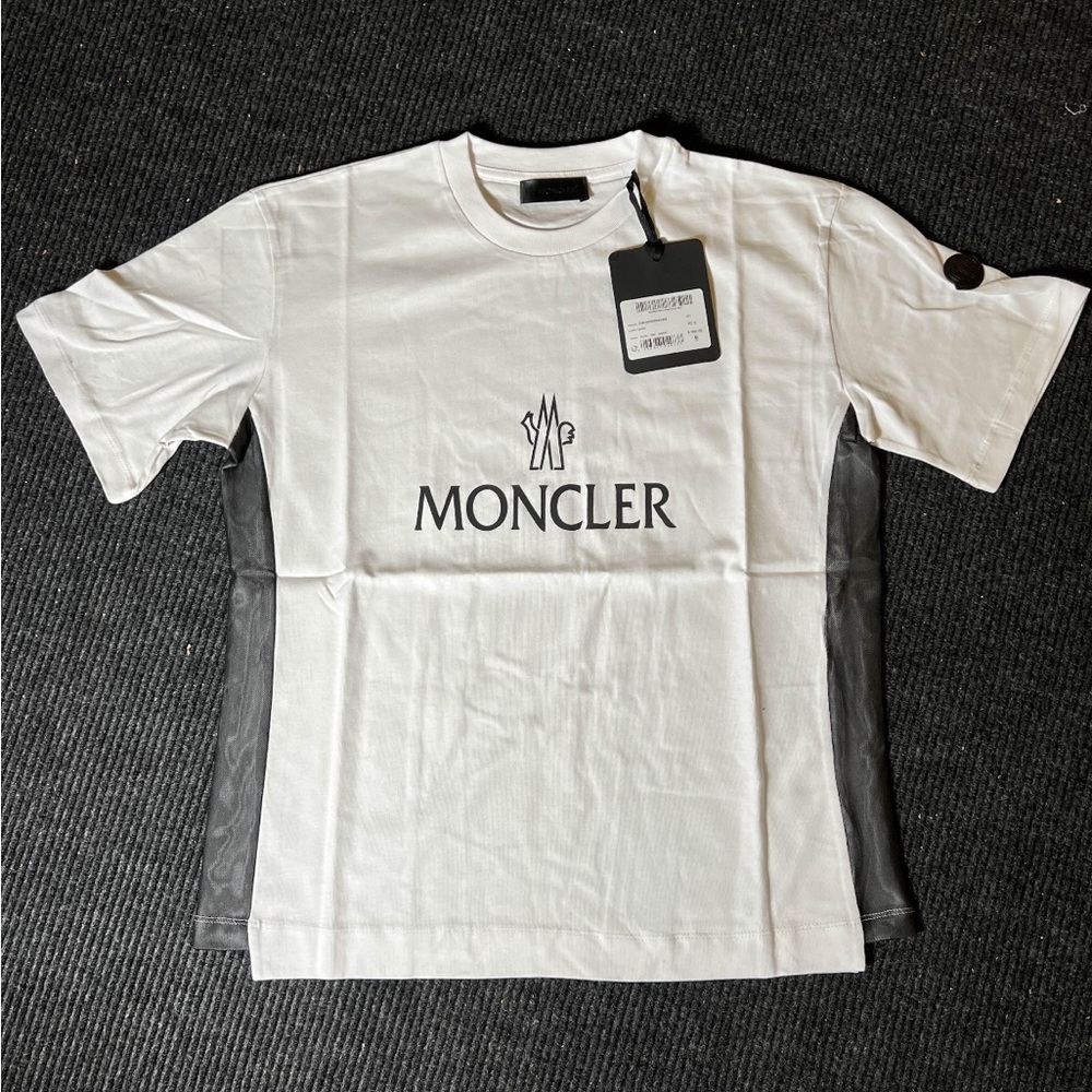 Moncler White and Gray Short Sleeve Tee